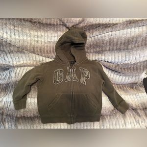 Gap kids, toddler size 5. Zip hoodie, camouflaged